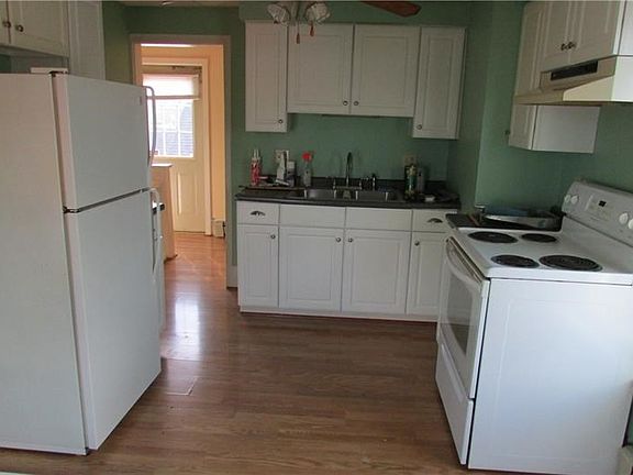 2nd floor apartment with freshly painted cupboards.