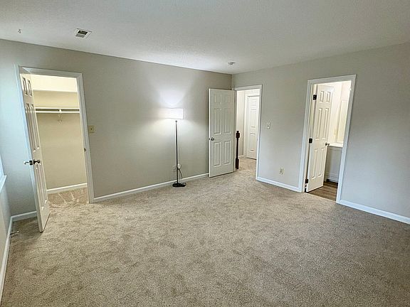 3rd image of 5208 Windwood Ct #5208