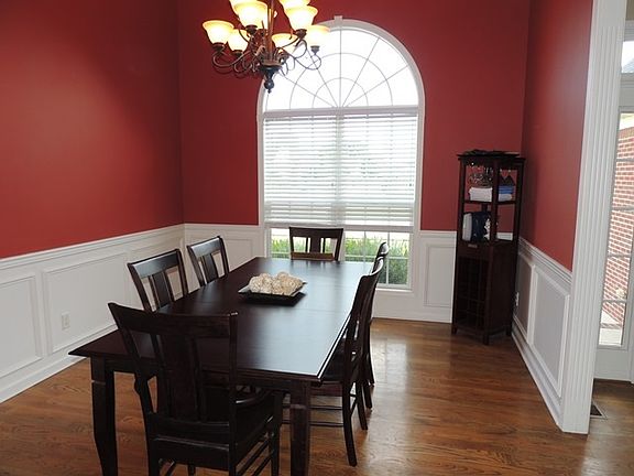 4th image of 2609 Laurelstone Ln