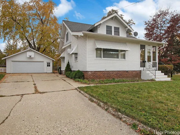 3509 W John St, McHenry, IL 60050