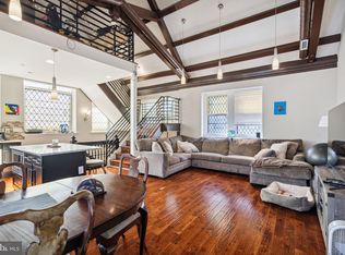 810 S 23rd St, Philadelphia, PA 19146