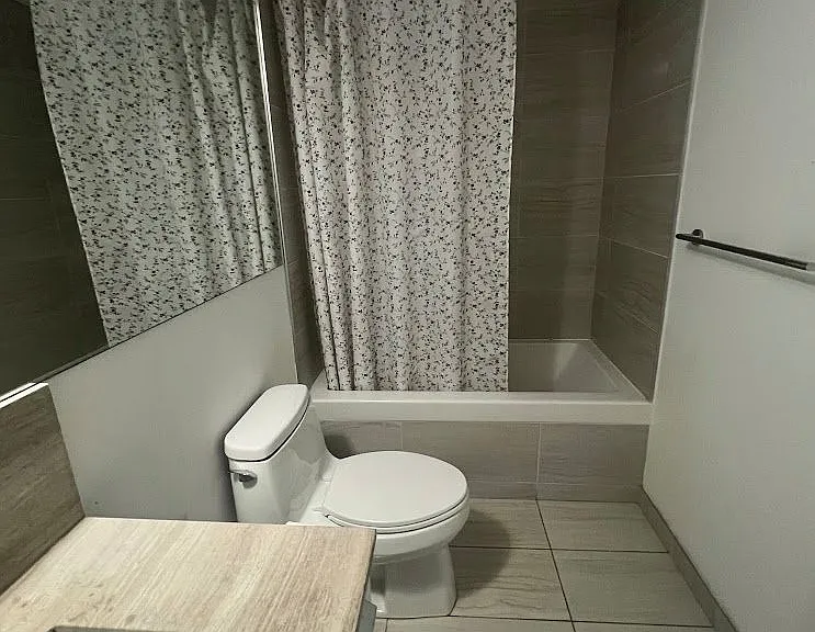 50 Charles St E #705 — Photo 25