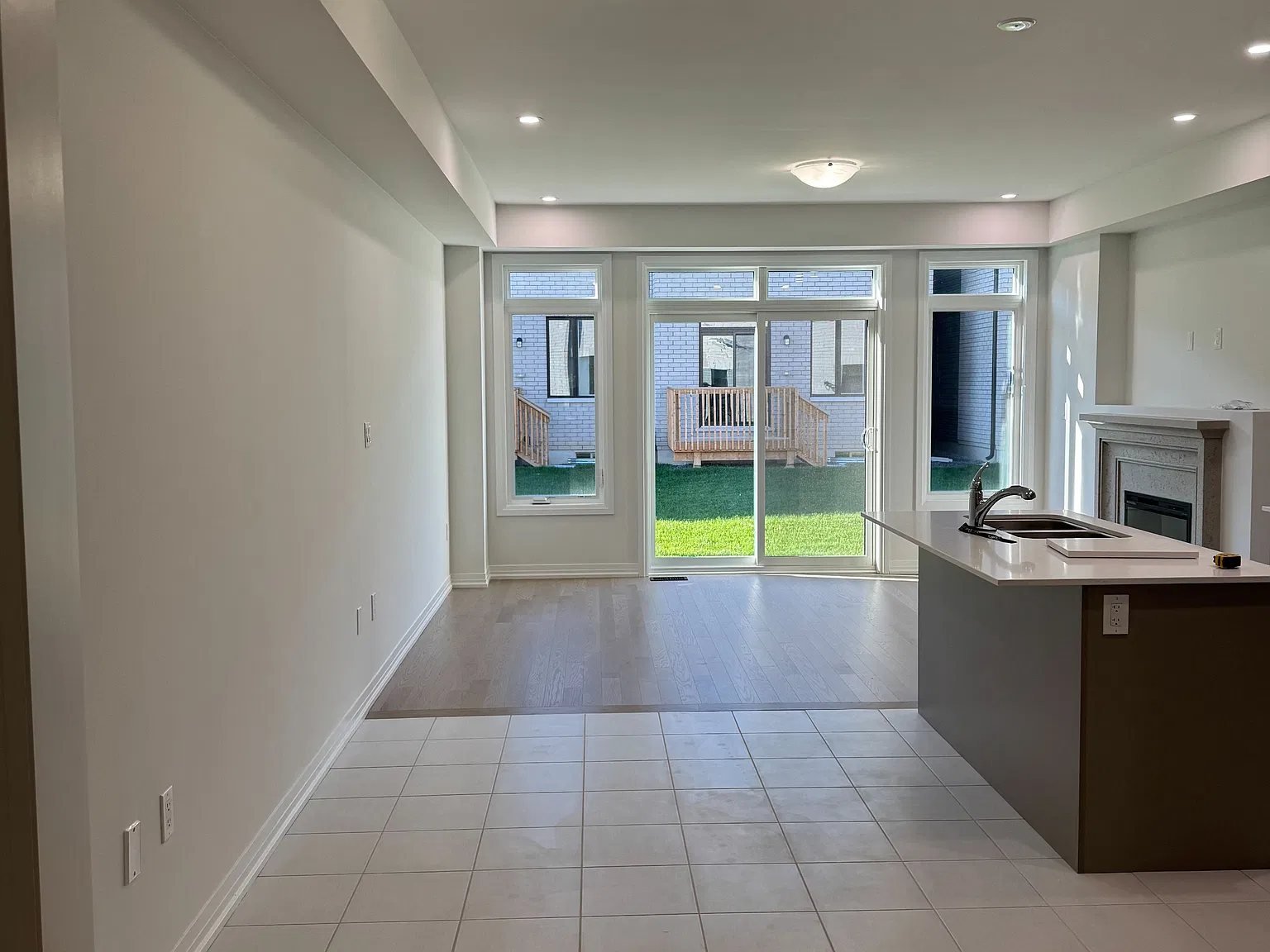 4 bed, $3,400 — Photo 2
