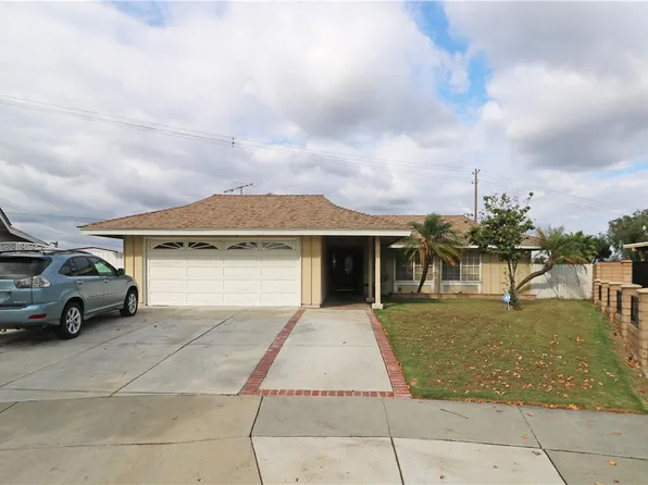 4427 E Alderdale Ave, Anaheim, CA 92807