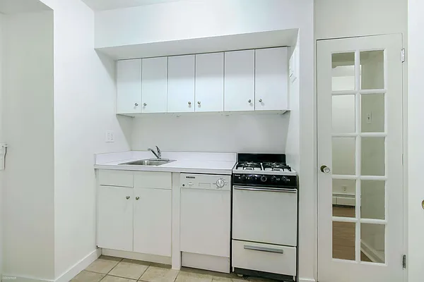 Rented by Corcoran | media 2