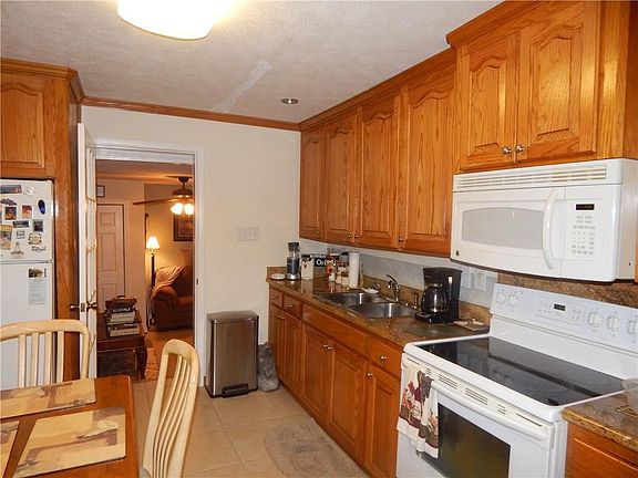 5th image of 9010 Pritchard Pl