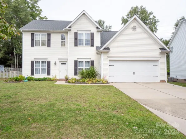 9303 Mitchell Glen Dr, Charlotte, NC 28277