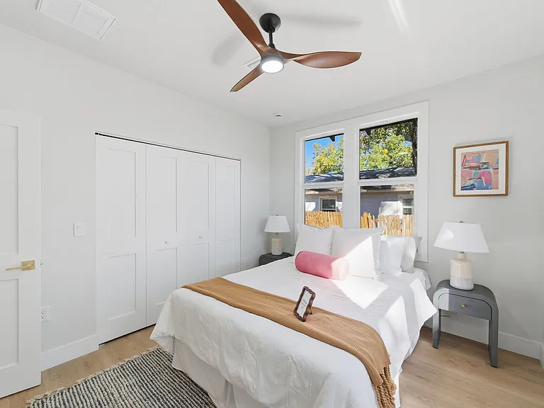 309 E Selma Ave — Photo 12