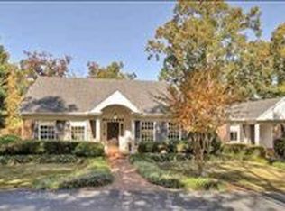 203 Highbourne Dr, Greenville, SC 29615