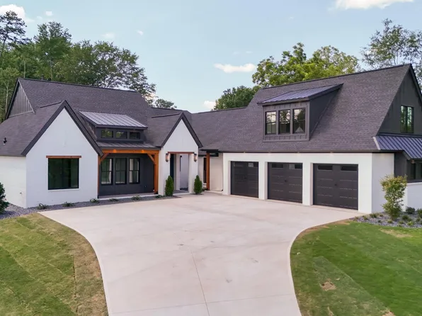 569 Meece Bridge Rd, Taylors, SC 29687