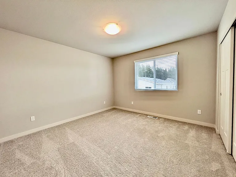 8912 SW Chokecherry Ln — Photo 31