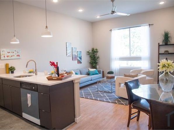 1221 N 27th St Floor 2