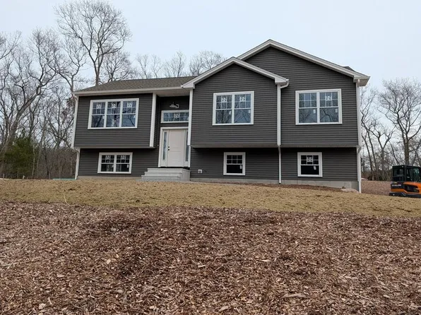 197 Carpenter Rd, Foster, RI 02825