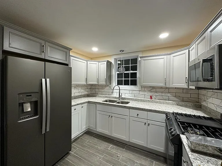 183 Jewett St #1 — Photo 5