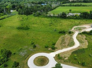 12938 N Highgate Ct LOT 8, Mequon, WI 53097