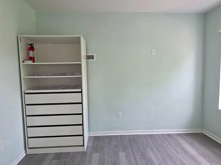1864 N Uber St — Photo 27