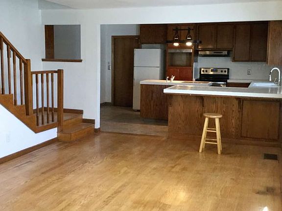 4th image of 1240 Denver A Ct