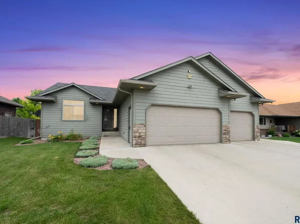 2809 S Lucerne Ave, Sioux Falls, SD 57106