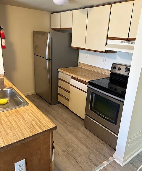 124 Whitburn Pl — Photo 3