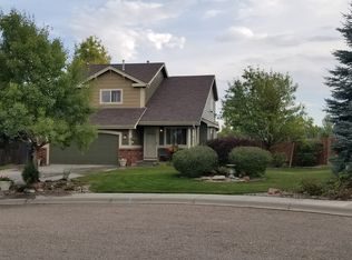5411 Parkside Dr, Cheyenne, WY 82001