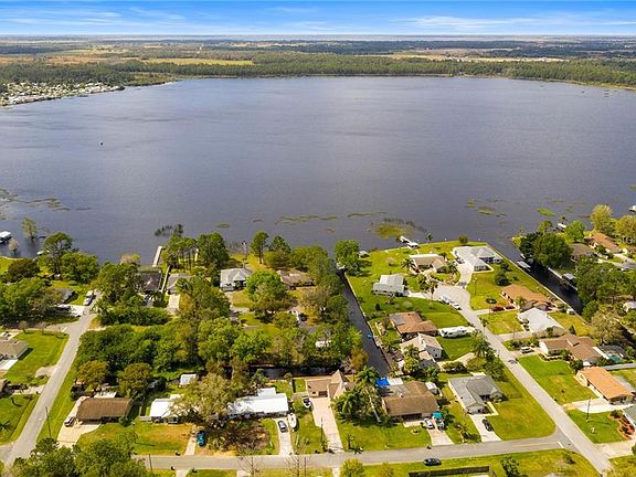 3rd image of 1186 Perch Dr