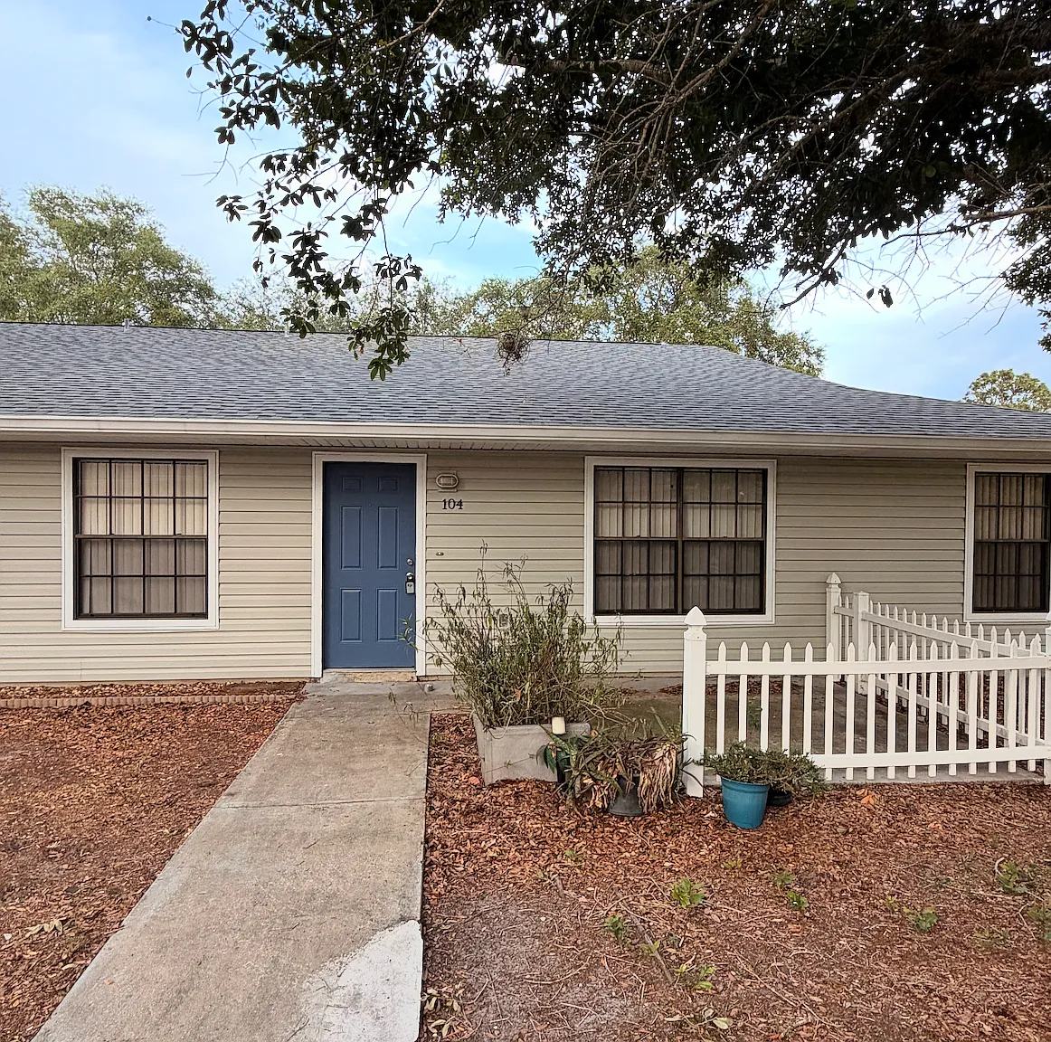 2 bed, 960 sqft, $1,650 — Photo 1