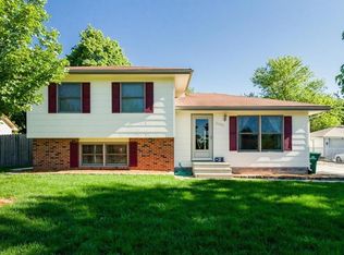 2305 8th Street Ct SW, Altoona, IA 50009