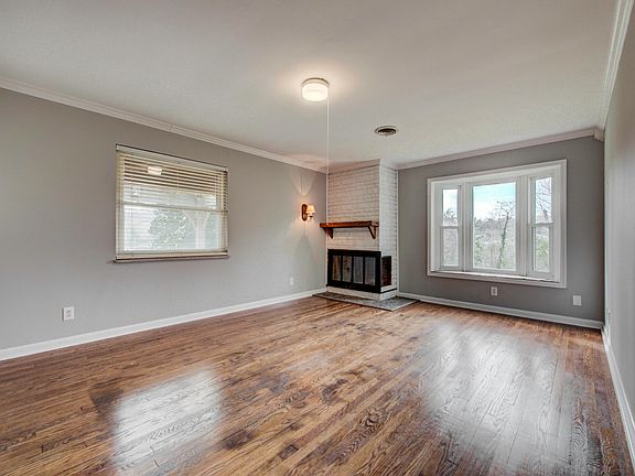 4th image of 102 Susanne Dr