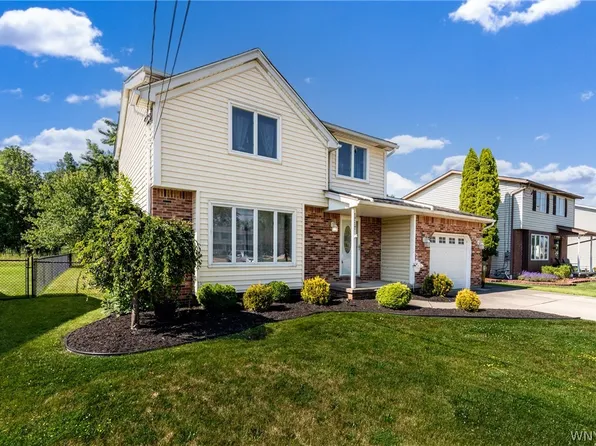 1717 Como Park Blvd, Depew, NY 14043