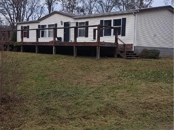 193 Farrow Hill Rd, Davisville, WV 26142