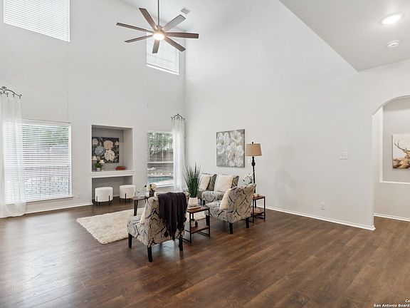 4th image of 27027 TRINITY WOODS