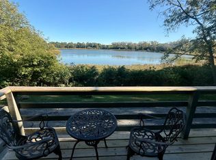 7217 Park Shores Ct, Middleton, WI 53562