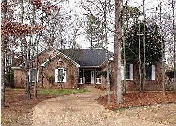 1st image of 1417 Woodway Dr