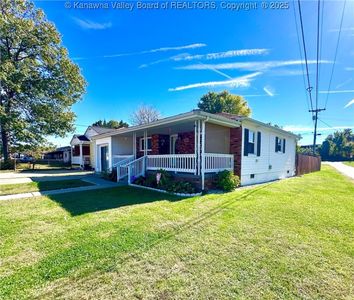 2301 McKinley Ave, Saint Albans, WV, 25177