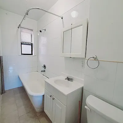 Rented by New York Residence | media 11