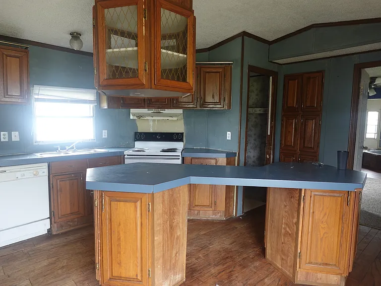 Oak Creek Estates MHC — Photo 68