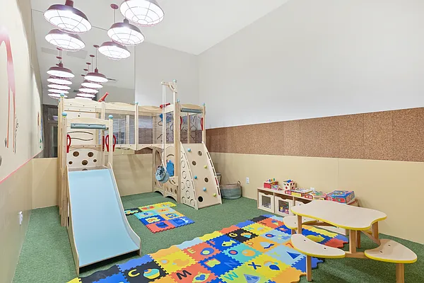 Rented by Compass | media 20