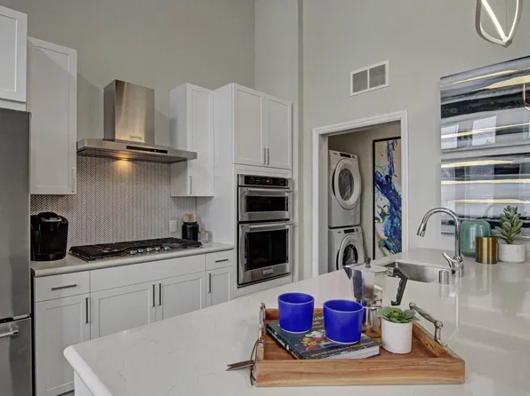 Daymark Uptown