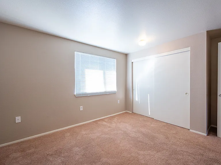 1401 N Springbrook Rd — Photo 15