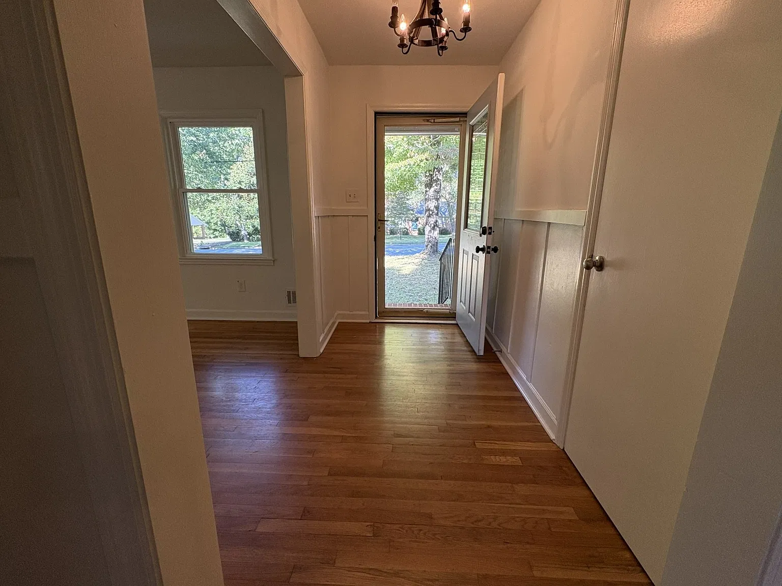 3 bed, 1611 sqft, $2,200 — Photo 4