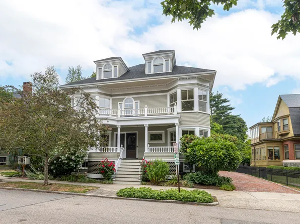 37 Carroll Street, Portland, ME 04102