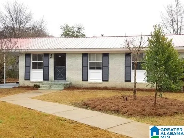 107 Woodland Dr, Talladega, AL 35160