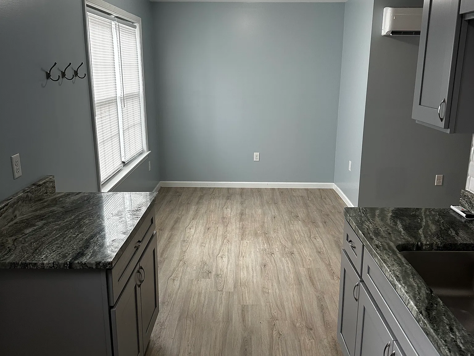 1 bed, $1,400 — Photo 2