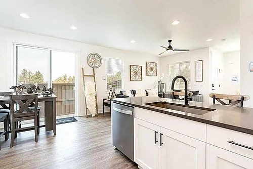 3062 NE Terreo Pl #3 Photo 1