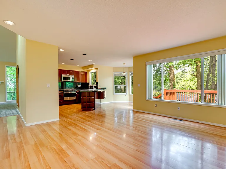 725 Ash St — Photo 33