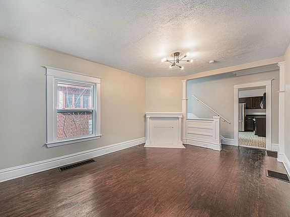 3rd image of 1311 Sigsbee St SE