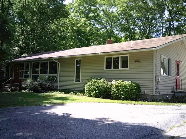 43 Round-The-Pond Road, Norway, ME 04268