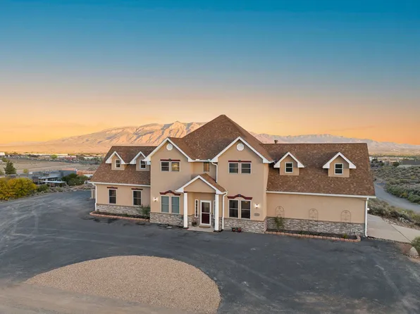 5516 Laredo Rd NE, Rio Rancho, NM 87144
