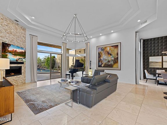 5th image of 3169 E SIERRA VISTA Drive