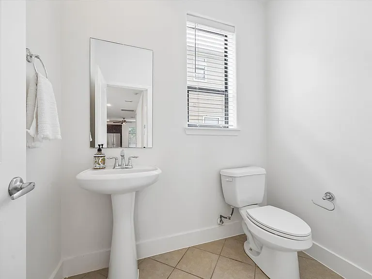 2309 McIlhenny St — Photo 22